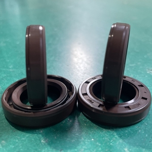 Nhà máy cung cấp nhiệt độ cao đôi môi con dấu dầu TC <span class=keywords><strong>NBR</strong></span> FKM Silicone đen xám nâu 20*34*7-Kháng dầu - Product Image 2