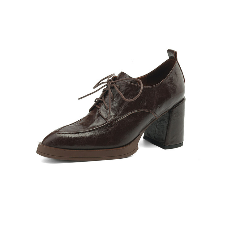 สีน้ำตาล