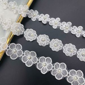 高品质奢华花朵设计白色珍珠面料蕾丝饰带