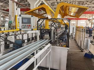 Trung Quốc nhà máy máy để làm cho màn trập khung cửa cuộn tạo thành máy - Product Image 3