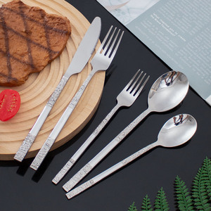 Luxury <strong>Spoon</strong> <strong>Fork</strong> Knife Set Hammer <strong>Pattern</strong> Engraved Design Handle Stainless Steel Cutlery Set 5pcs for Wedding - Product Image 3