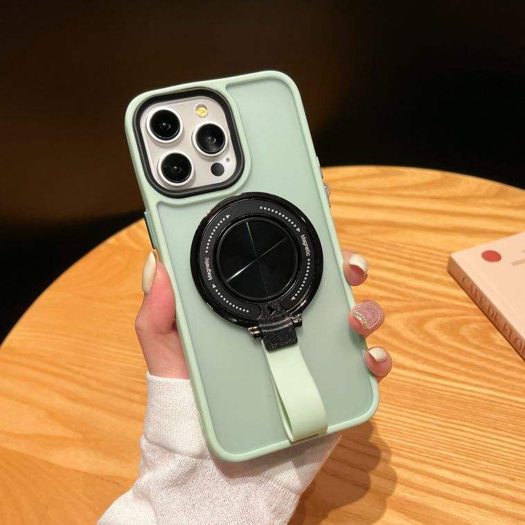 สีเขียวอ่อน