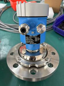 Sensor de radar de alta precisión Transmisor de nivel de radar de 80GHz para medición sólida