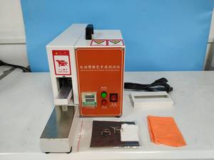 Crockmeter elettrico per test automatizzati di solidità del colore e resistenza all'abrasione