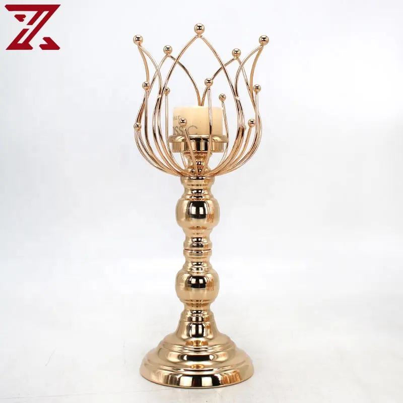 Nordic Light Luxury Simple Metal Candle Holder Romantic Candlelight Dinner Gold Candle Holder Sets Decoration Ornaments