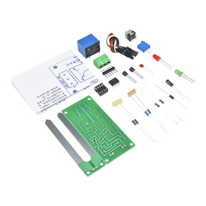 土壌水分湿度コントローラーモジュールはセンサーボード電子DIYキットを検出します - Product Image 3