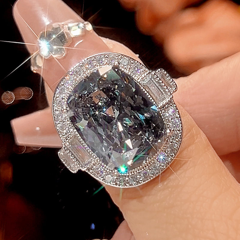 Bague noire et grise
