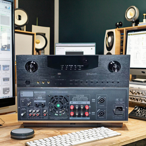 Professional 300W*2 5 Microphone <strong>Inputs</strong> Stereo Audio Power Bass Amplifier for Line Array <strong>Speaker</strong> - Product Image 4
