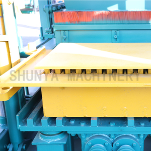 Big Capacity QTJ4-24 Semi <strong>Automatic</strong> Concrete Solid <strong>Block</strong> Hollow Brick <strong>Making</strong> <strong>Machinery</strong> - Product Image 6