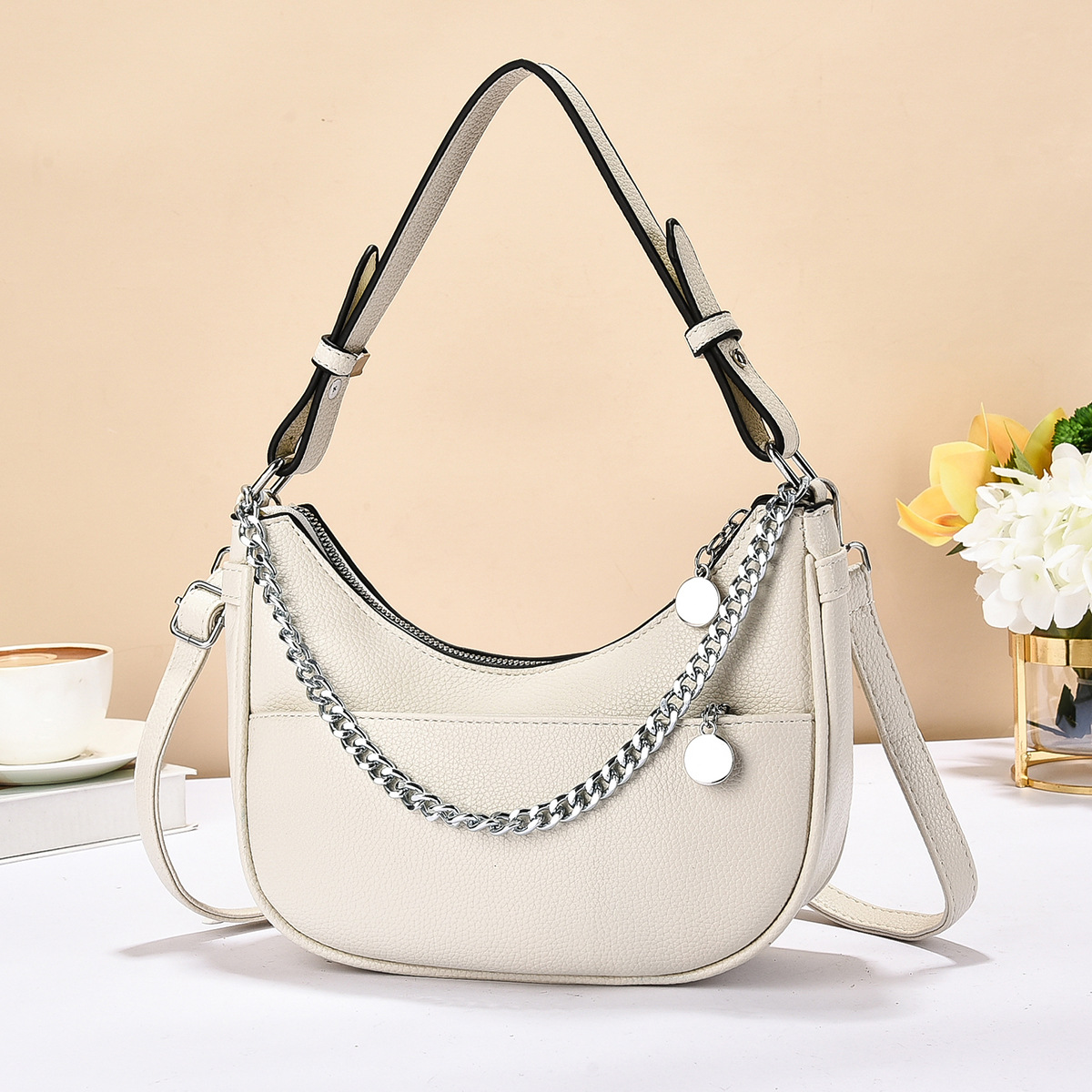 white-25818