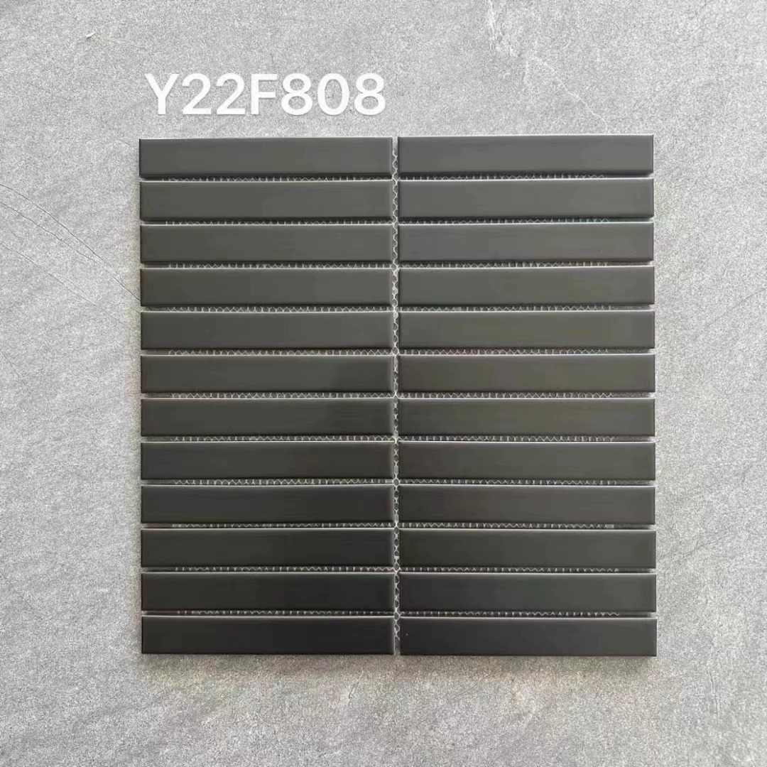 20Black matte-22145Square-1126
