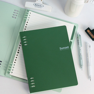 A5 B5 Simple Color sólido Shell Hojas sueltas Creativo PP Manual Hojas sueltas Línea horizontal Página interior Cuaderno desmontable