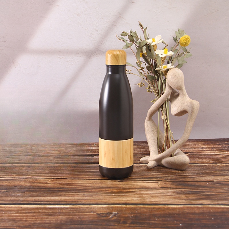 Noir + couverture en bois