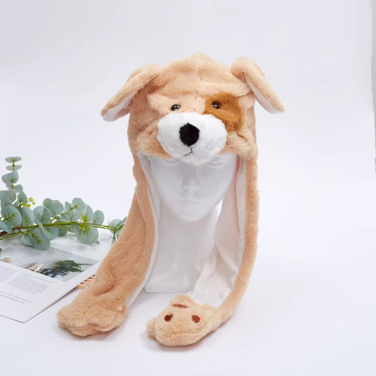 Chien tacheté marron clair