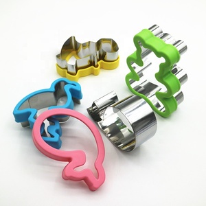 China Factory Pastry Baking Tools <strong>Set</strong> Sandwich Cutter <strong>Set</strong> for Kids Animal Sandwich Cookie Cutter Stamp - Product Image 3