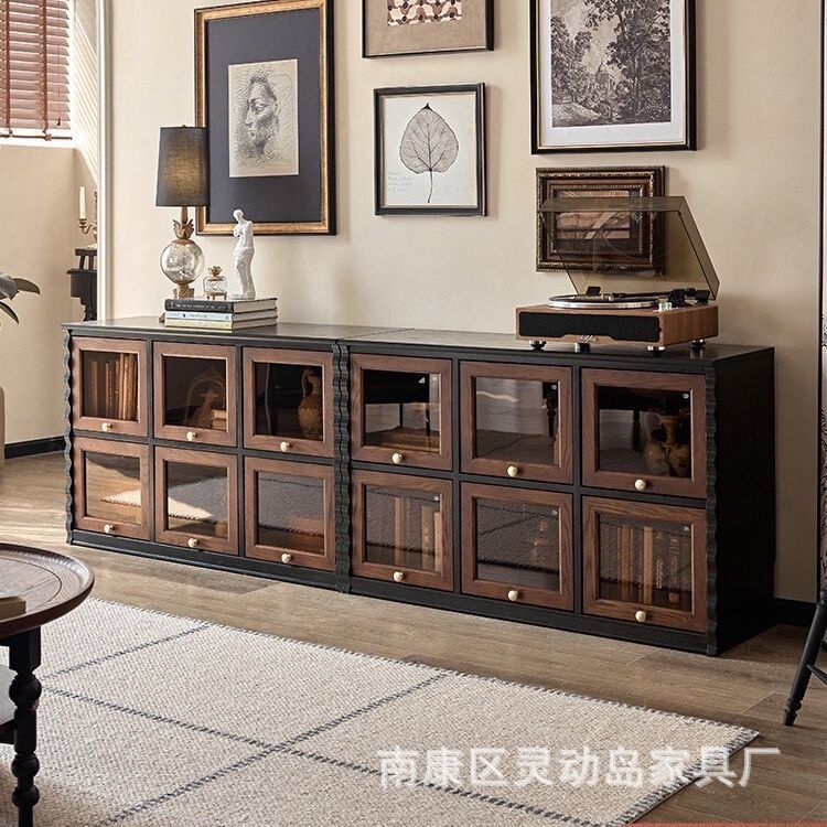Chocolate display case: 1147*400*734