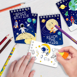 Mini cuadernos temáticos Bloc de notas en espiral de bolsillo con diseños de astronauta, cohete y Planeta para fiestas de cumpleaños, recuerdo de aula - Product Image 1