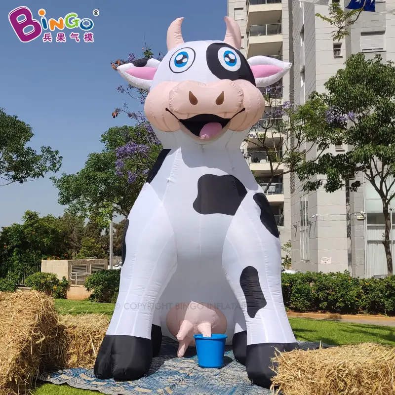 Inflatable Dairy Cow 4 Meters High Giant Cattle Inflatable Cow for Decoration