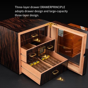 The Premium Cigar <strong>Humidor</strong> Has a Good Shelf Made of Pure Cedar Wood and Maintains Constant Humidity Control of the Cigar - Product Image 2