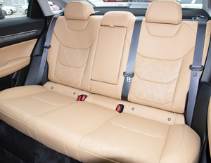 Sıcak satış Geely <span class=keywords><strong>Dihao</strong></span> L kalça yeni enerji araba benzin elektrikli araba yüksek hız 230km 2024 Geely <span class=keywords><strong>Dihao</strong></span> Preeminence tipi yapılan