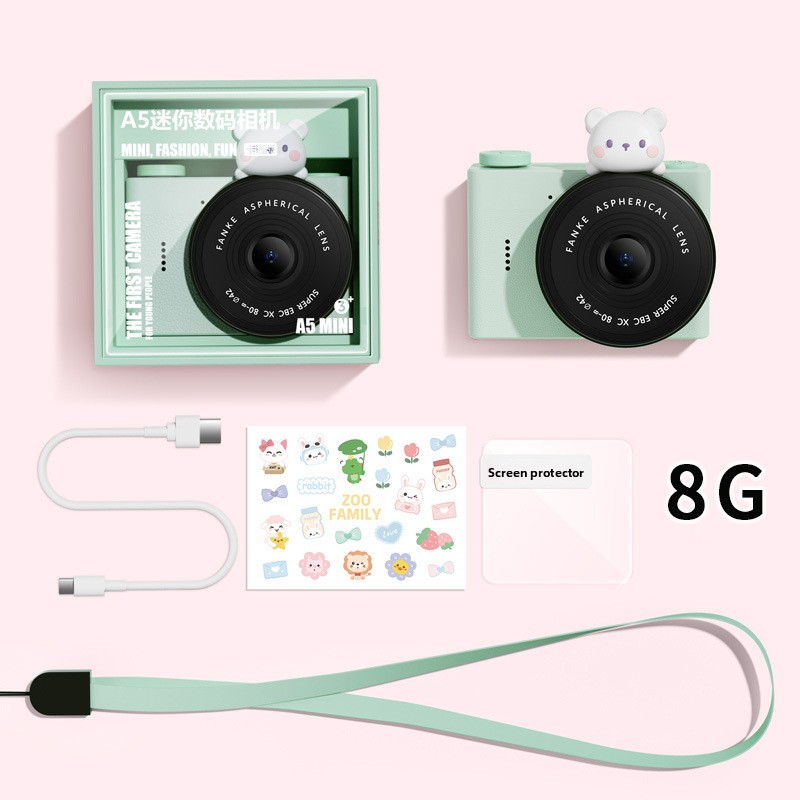 กล้องสีเขียวมิ้นท์+ไม่มีการ์ด+สติ๊กเกอร์+เชือกเส้นเล็ก+ชาร์จ