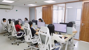 โรงงานขายร้อนส่วนประกอบอิเล็กทรอนิกส์ใหม่เดิมชิป IC ST M RS-232 อินเทอร์เฟซ ST3222EBTR วงจรรวม - Product Image 3