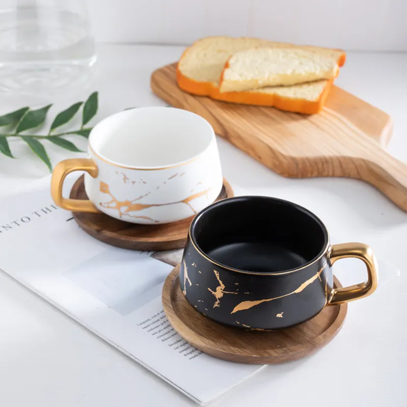 Prix d'usine Logo personnalisé tasse à café et soucoupe en porcelaine à bord doré ensemble tasse à café et soucoupe en céramique tasses à cappuccino avec soucoupe
