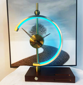4 In 1 çok fonksiyonlu lamba modern ev dekoratif dokunmatik kontrol masa lambası G saat otel kablosuz şarj başucu LED masa lambaları - Product Image 5