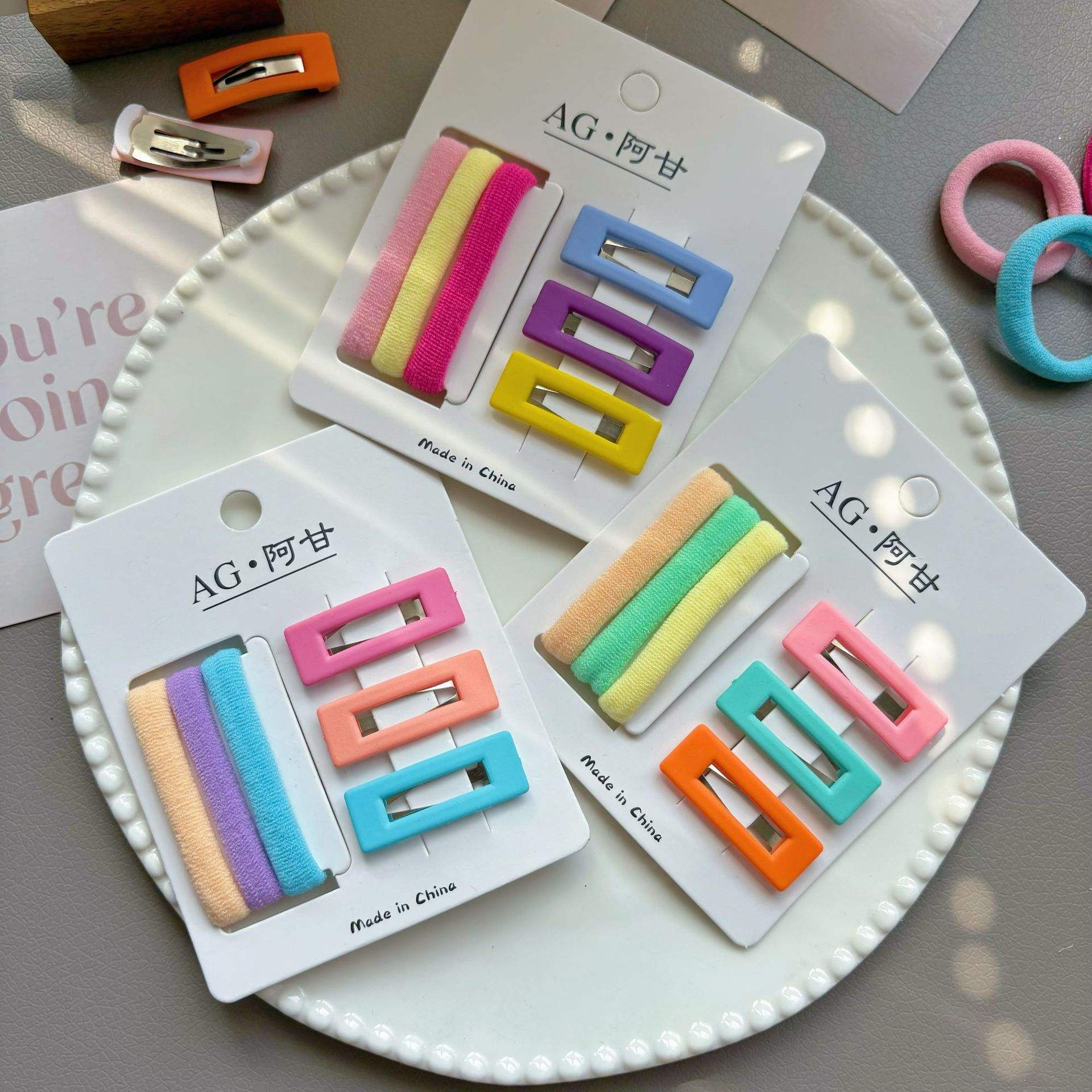 3ซม. สี่เหลี่ยมผืนผ้า + ยางรัดสีสุ่ม