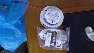 ฐานไฟ LED ควบคุมระยะไกลมี16สีสำหรับเฟอร์นิเจอร์ LED - Product Image 2