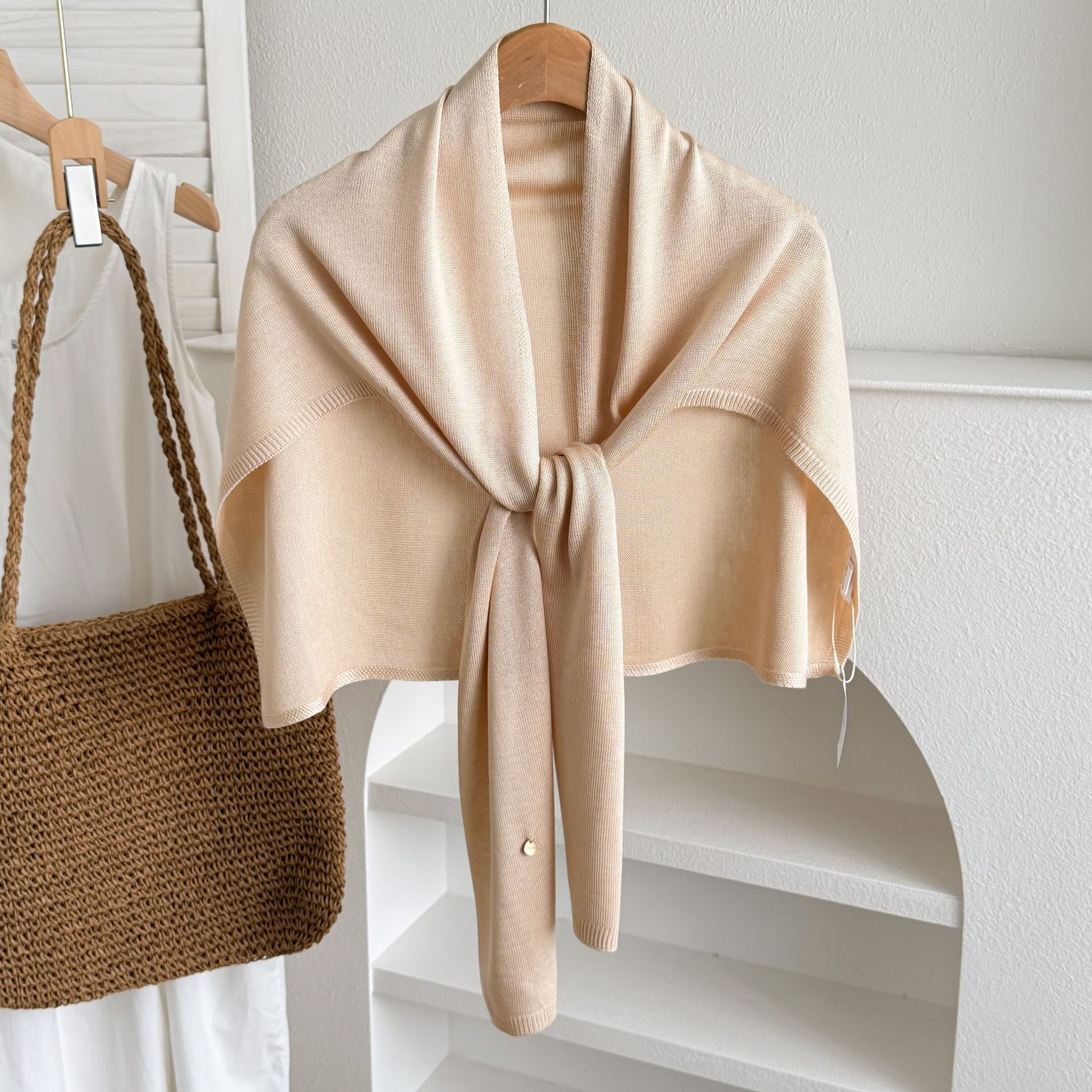 Apricot beige-core spun yarn