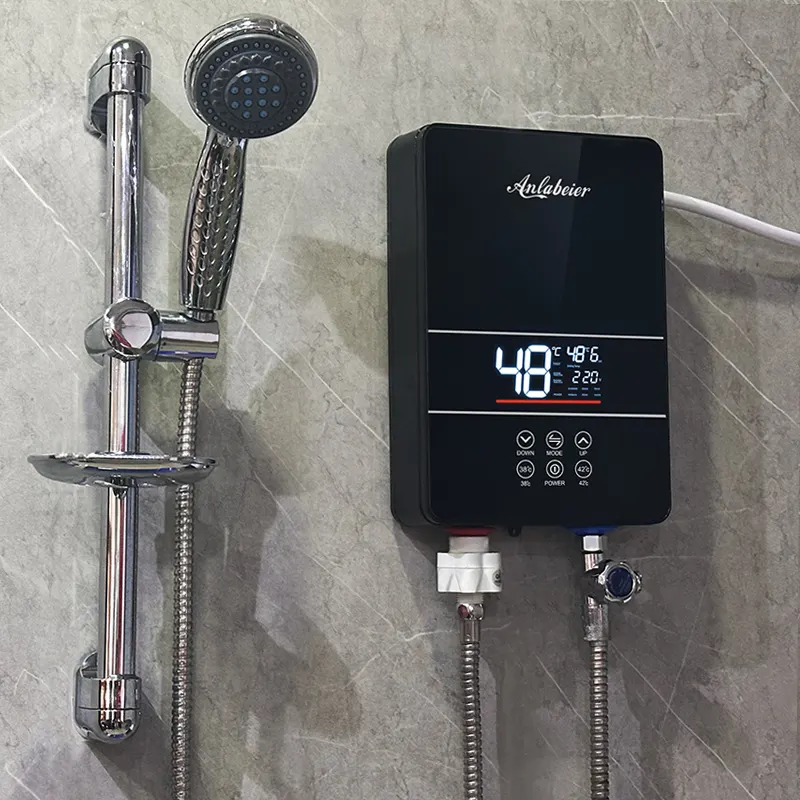 Schlussverkauf schnell heizend hausgebrauch dusche wandmontiert gehärtetes glas IPX4 touch-steuerung sofortige elektrische warmwasserbereiter