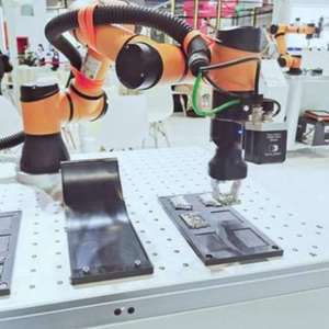 Cobot AUBO i16 zum Be-und Entladen mit großer Nutzlast, aber klein als kol labor ativer Roboter - Product Image 6