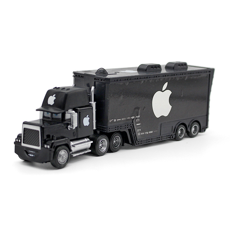 Camion noir noir de conteneur de pomme