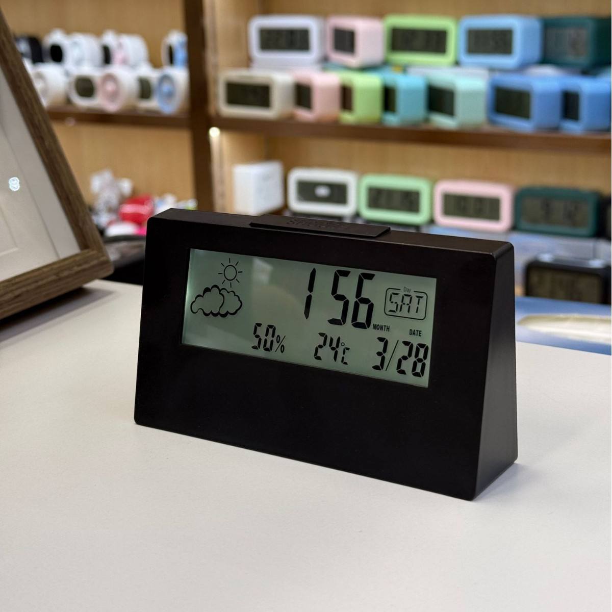 Modèle lumineux noir