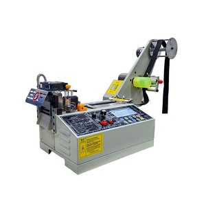 Máquina cortadora de cinta elástica de alimentación automática por ordenador con dispositivo de alimentación auxiliar - Product Image 1