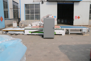 Máquina de corte de carpintería, panel de alta potencia, fácil control, doble estación, enrutador atc cnc - Product Image 3