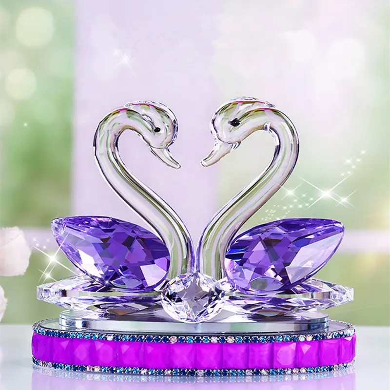 Vidro de cristal de cisne roxo casal estatuetas personalizadas de cristal cisne para lembranças de casamento