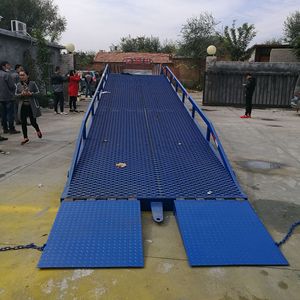 <strong>Dock</strong> <strong>leveler</strong> container logistics 3 tons mobile <strong>loading</strong> and <strong>unloading</strong> bridge forklift hydraulic <strong>dock</strong> <strong>leveler</strong> - Product Image 4