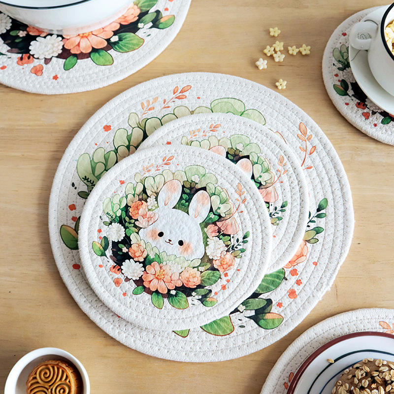 กระต่ายดีไซน์ต้นไม้อวบน้ำสีเขียว