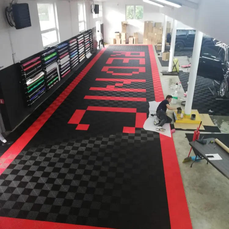 2020 Best Verkopende Groothandel 15.75*15.75 Inch Pvc Plastic Mat Garage Vloertegels Voor Showroom