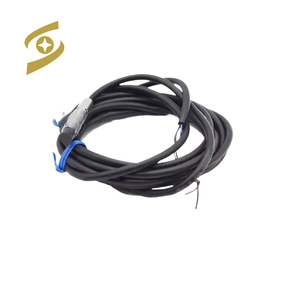 100% Interruptor de Sensor de proximidad inductivo original y nuevo, en stock - Product Image 1