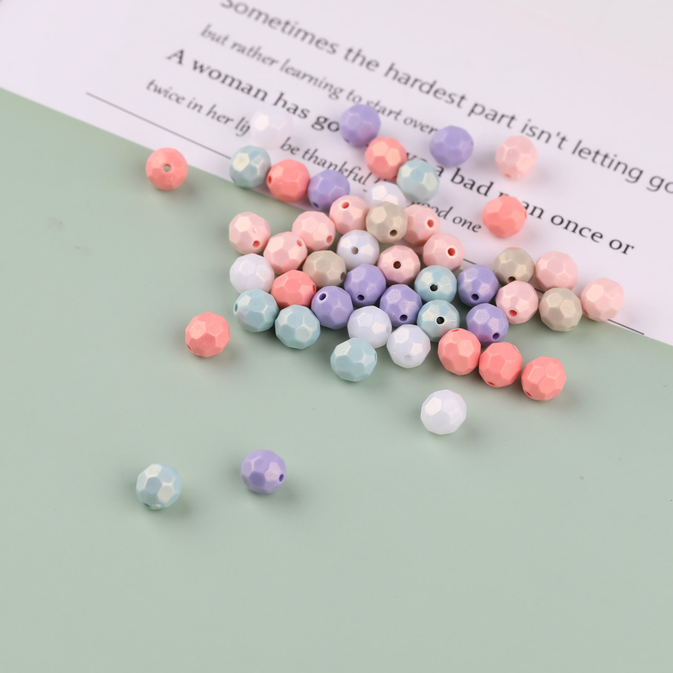 Faceted beads