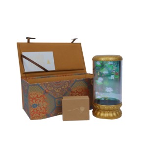 可充电发光二极管佛灯，带遥控诵经扬声器，用于寺庙和佛教文化产品