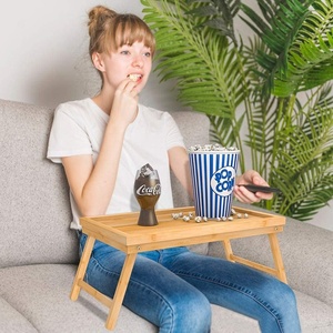 Umweltfreundlicher Verstellbarer Laptop-Tisch Frühstücks- & Snack-Serviertablett Natürlicher Bambus-Betttisch mit Klappbaren Beinen Langlebig Tragbar - Product Image 4