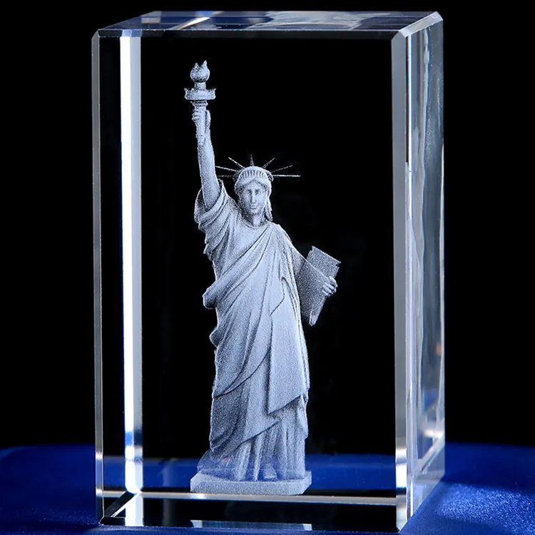 New York Tourist Souvenir Skulptur Dekoration Statue Von Liberty Kristall Handwerk Laser Cube 3D Gravierte Kristall