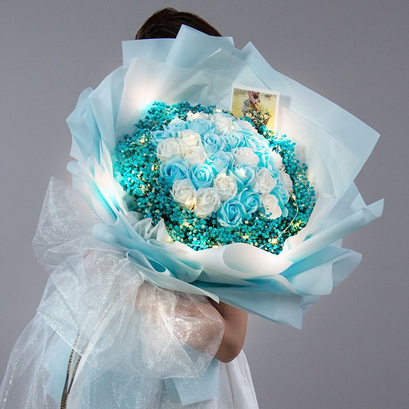 Send light and yarn-3