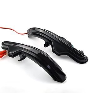 LEDダイナミックターンシグナルライトカーリアビューサイドミラーインジケータランプ用LINCOLN CORSAIR用 - Product Image 2