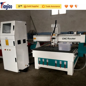 Uso contínuo do roteador de madeira do cnc da maquinaria do king