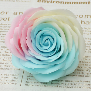 Confezione regalo di un regalo di compleanno sapone rosa fiore amore eterno - Product Image 2